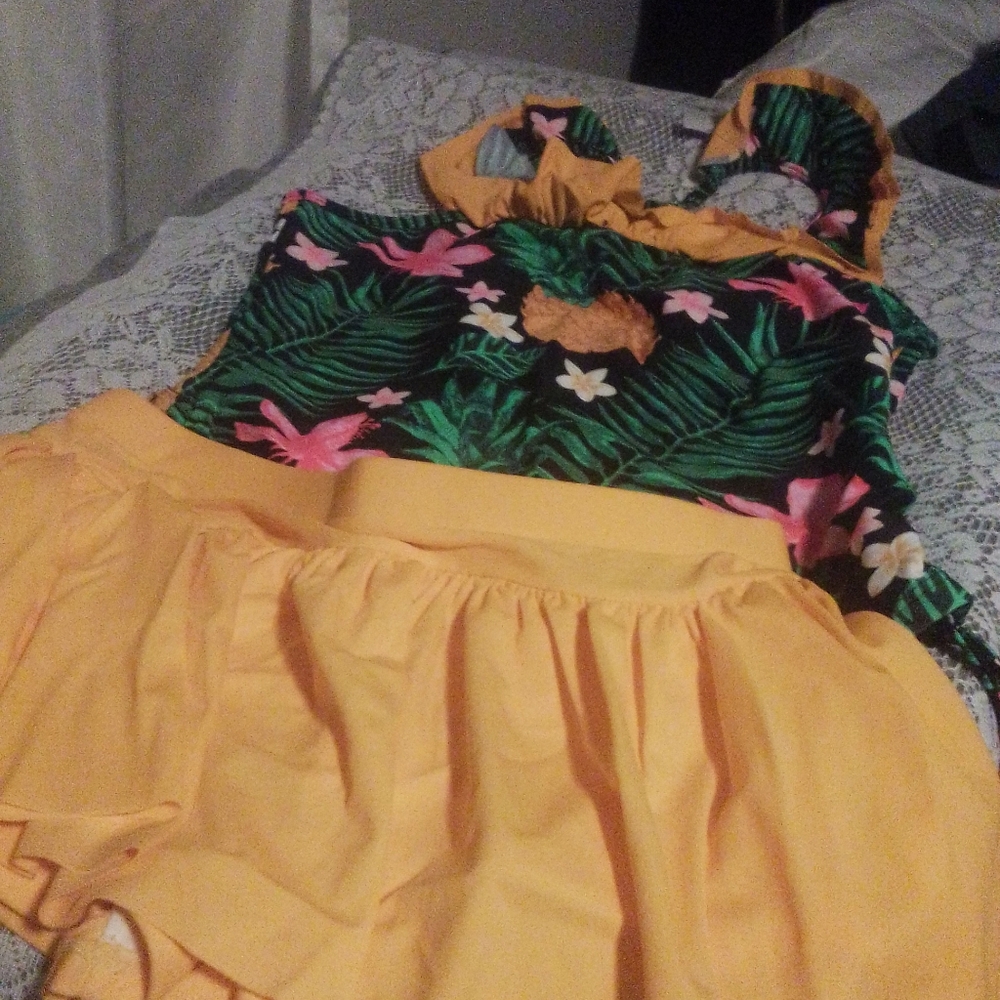 Girls swimsuits